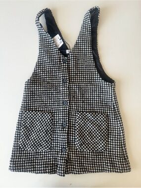 Zara NWT black and White Houndstooth Button Front Pinafore